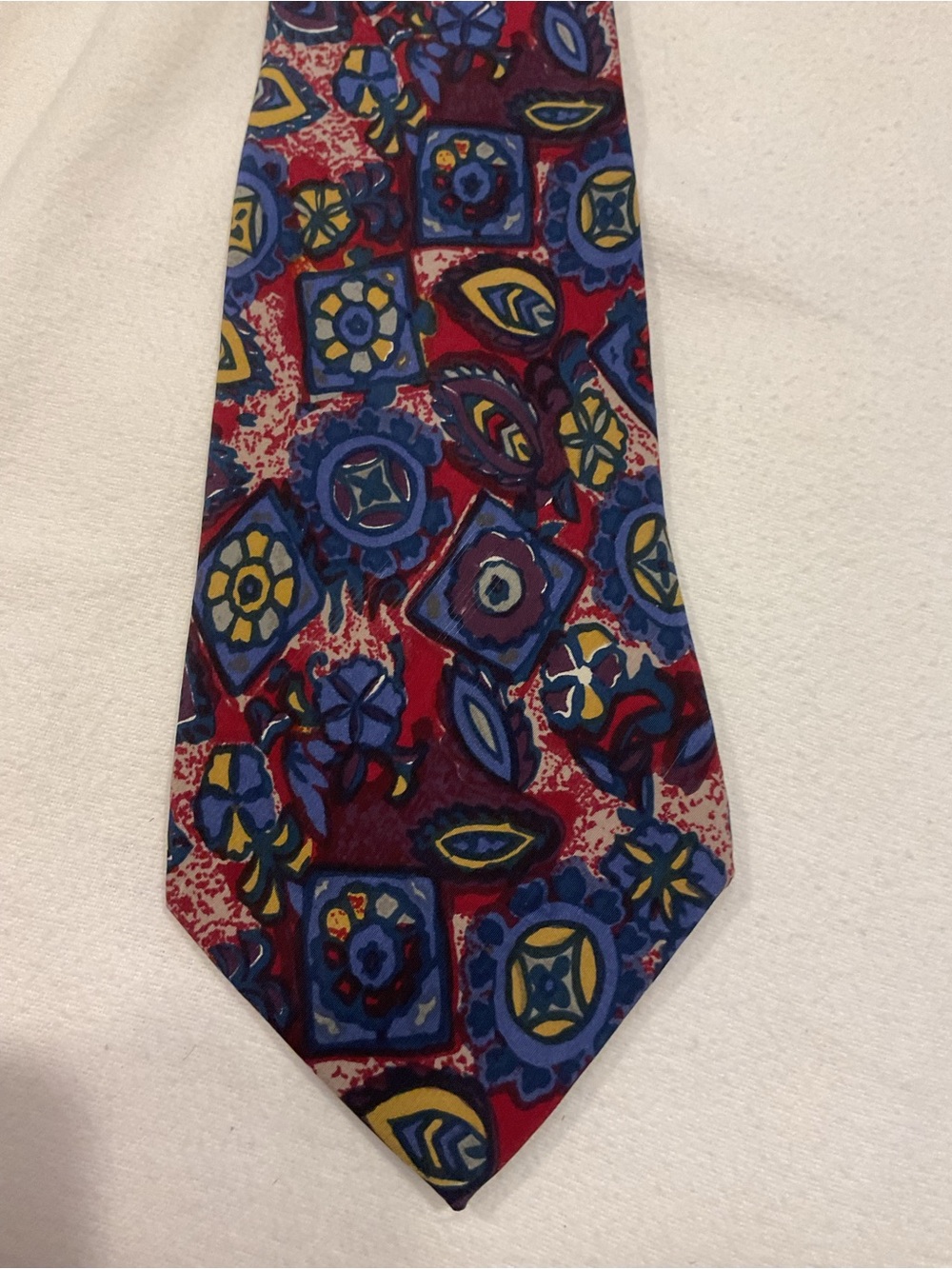 Secours Men's Tie Red Blue Geometric 100% Silk